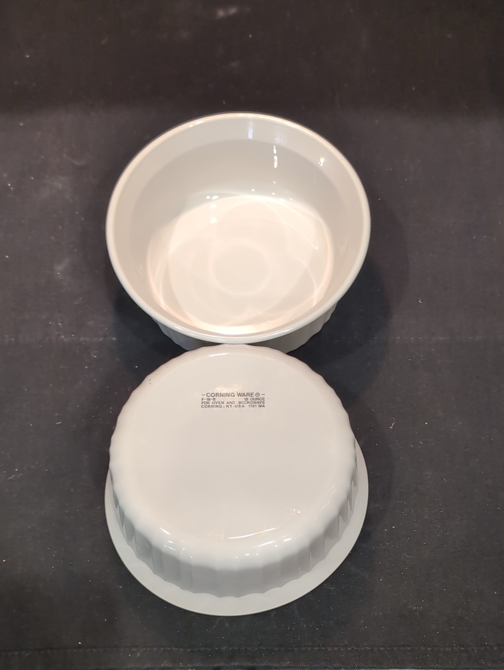 Two (2) Vtg. 18 oz Corning Ware F-16-B French White Casserole Side Dishes Bowls